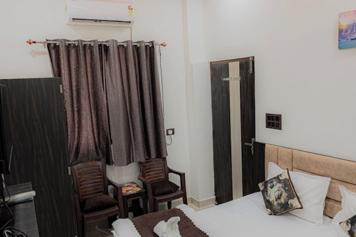 Room 19 of 44