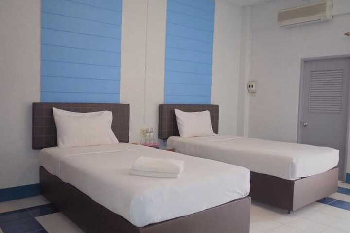 Room 5 of 26