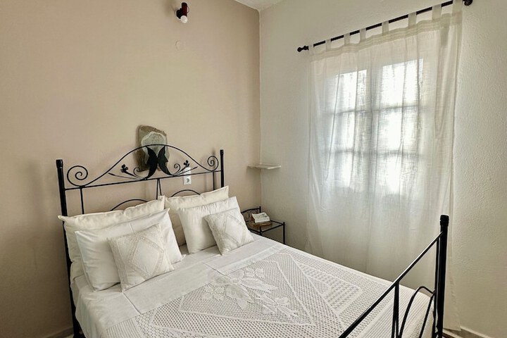 Room 30 of 52