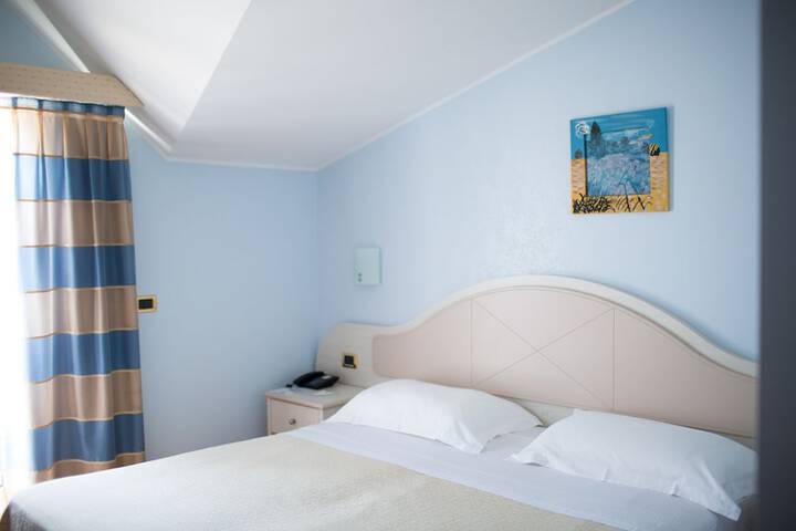 Room 19 of 78
