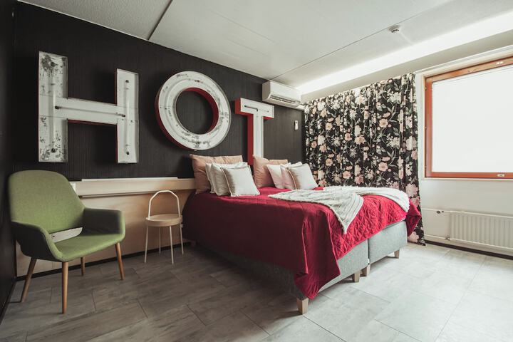 Room 15 of 57