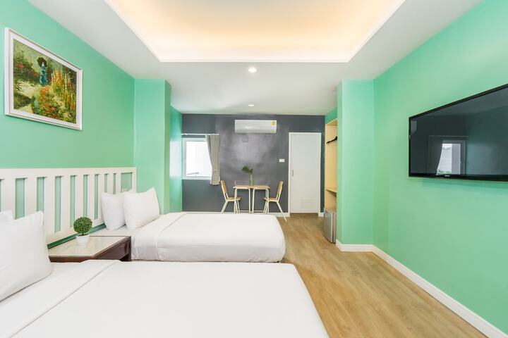 Room 16 of 64