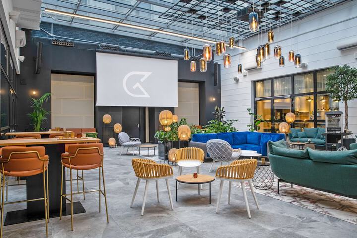 Guest Lobby