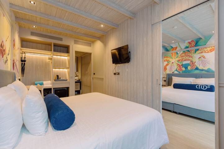 Room 12 of 54