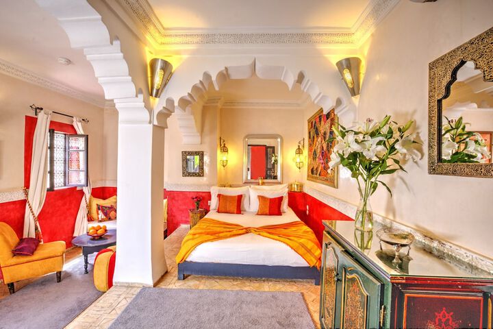 Room 4 of 42