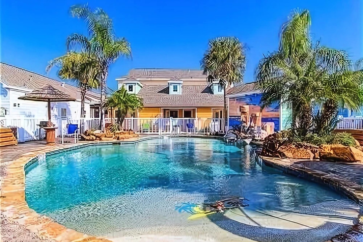 Pool 14 of 21