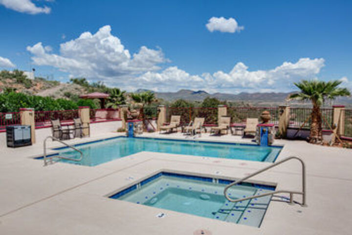 Pool 39 of 50