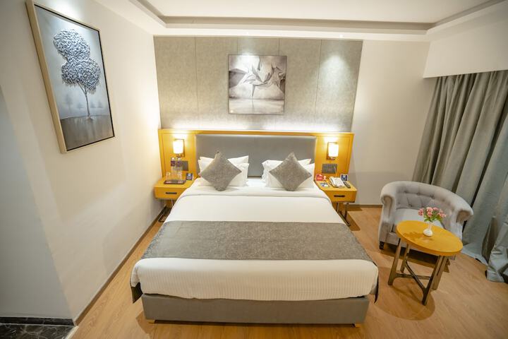 Room 10 of 71