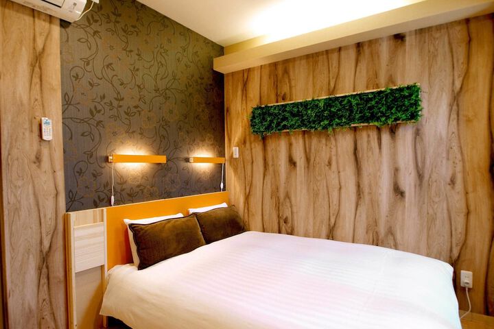 Room 29 of 53