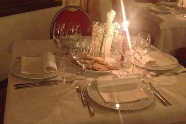 Dining 33 of 57