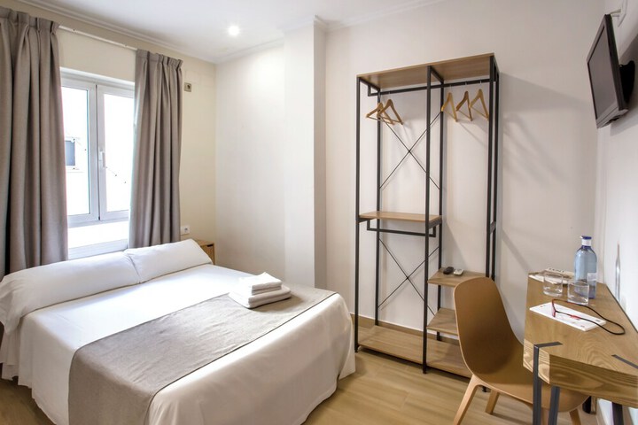 Room 7 of 50