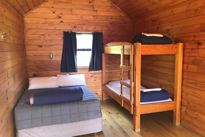 Room 10 of 87