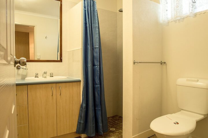 Room 34 of 53