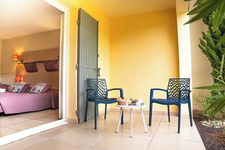 Terrace/Patio 27 of 77