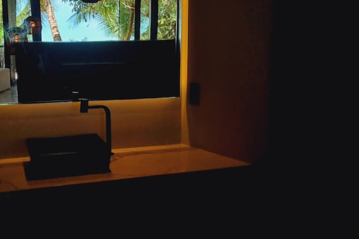 Room 54 of 80