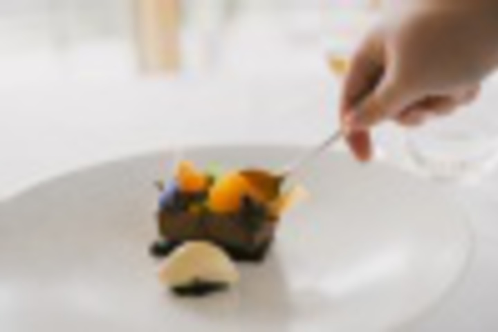 Dining 410 of 706
