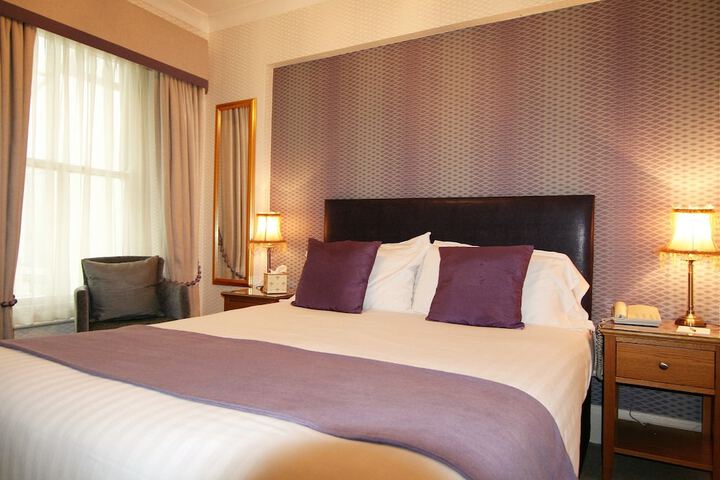 Room 44 of 72