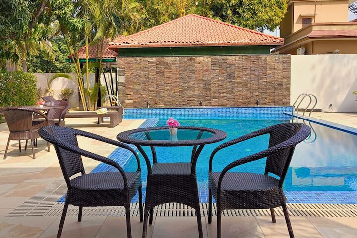 Pool 75 of 113