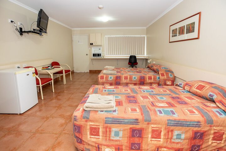 Room 14 of 32
