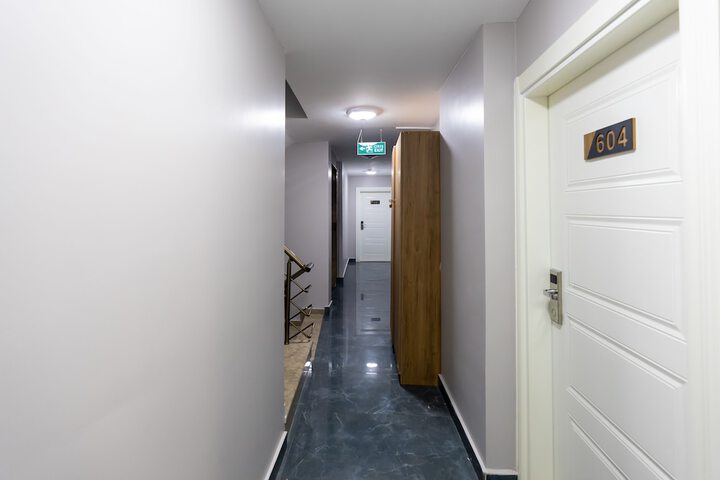 Ballroom/Hall 54 of 58
