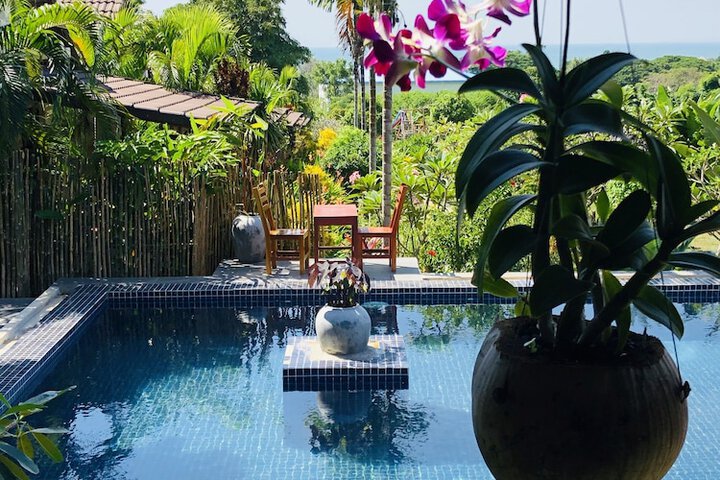 Pool 22 of 39