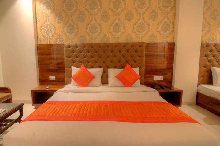 Room 22 of 60