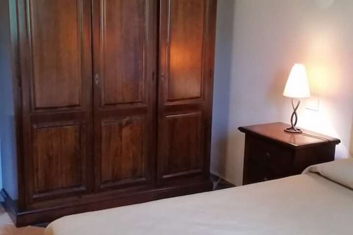 Room 18 of 74