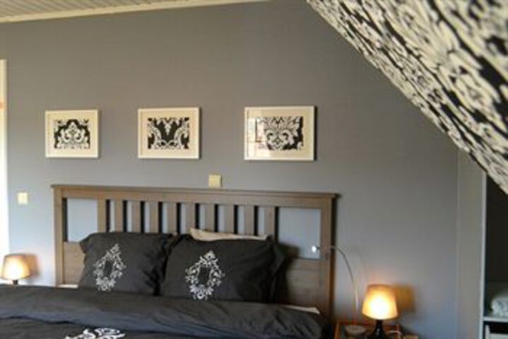 Room 12 of 30