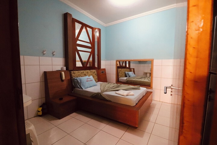 Room 46 of 70