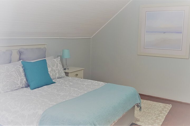 Room 2 of 55