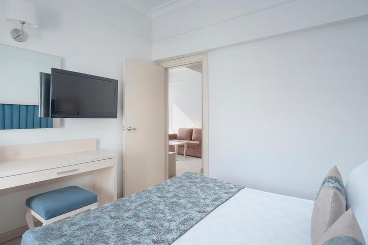 Room 21 of 121