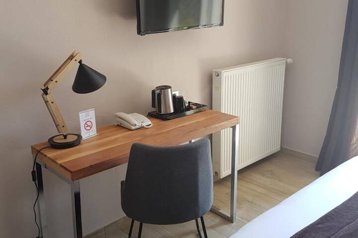 Room 16 of 57