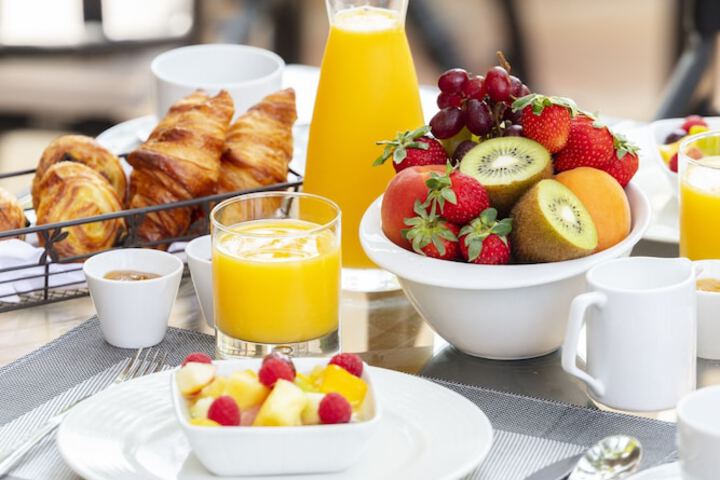 Breakfast/Coffee Service 83 of 103