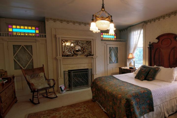 Room 21 of 117