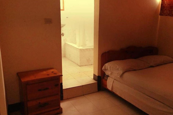 Room 2 of 23