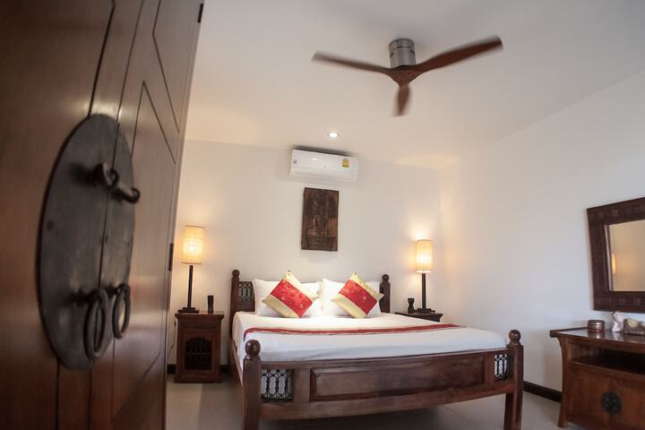 Room 15 of 282