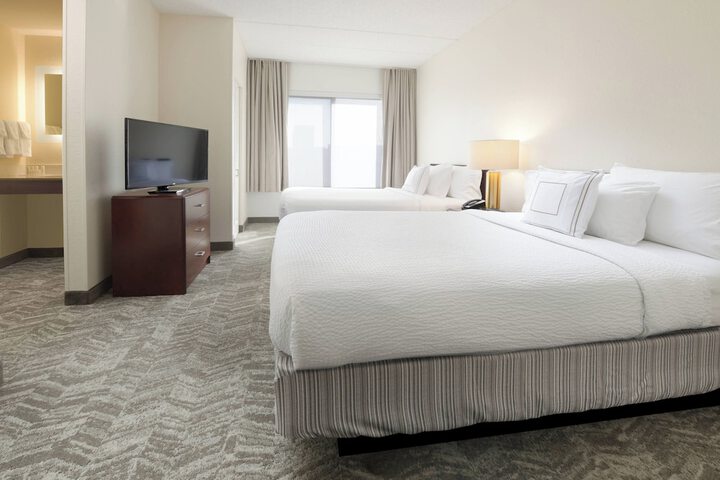 Room 4 of 26