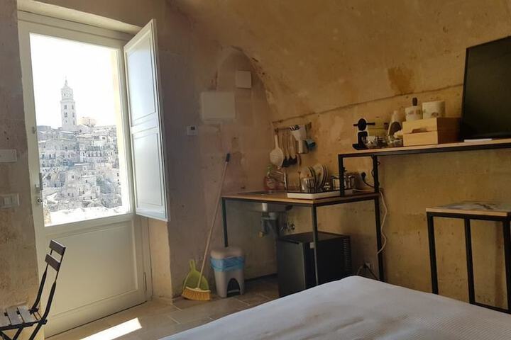 Room 15 of 69