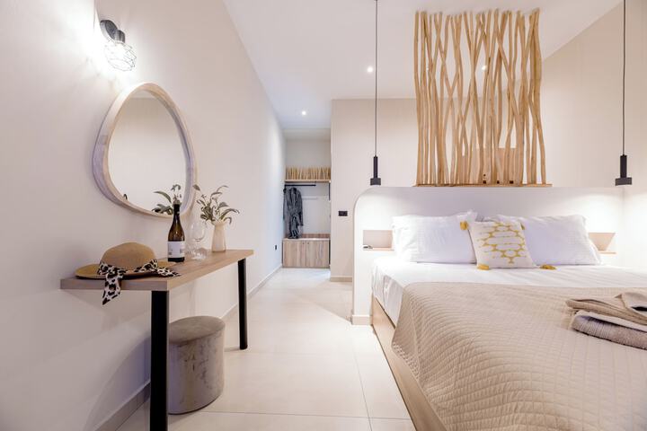 Room 15 of 64