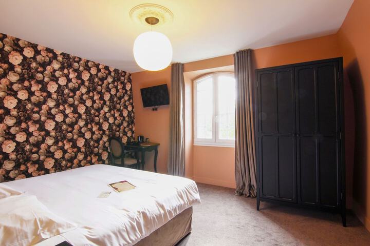 Room 34 of 75
