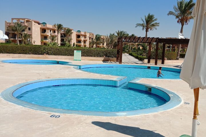 Pool 35 of 142
