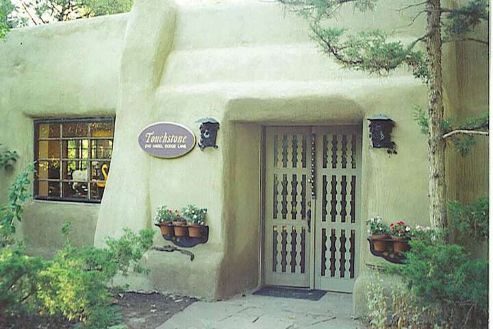 TOUCHSTONE INN