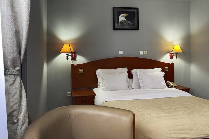 Room 30 of 51