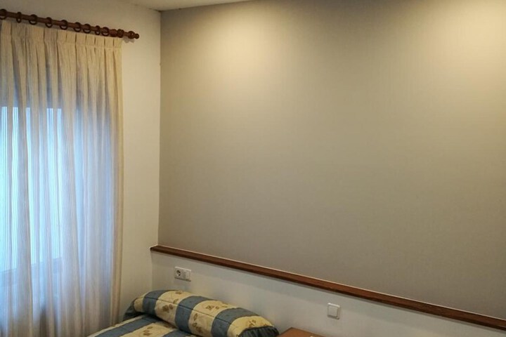 Room 16 of 58