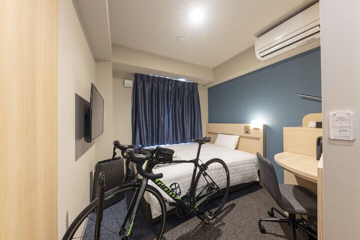Room 5 of 36