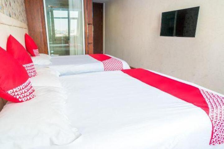 Image of Weishang Hotel（Nanyang railway station Xinhua City Square ）