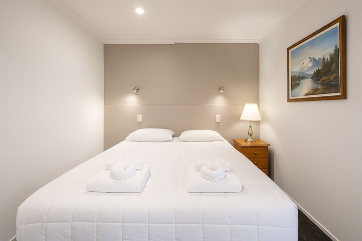 Room 6 of 21
