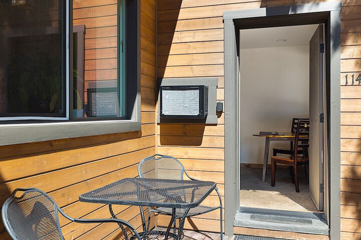 Terrace/Patio 57 of 118