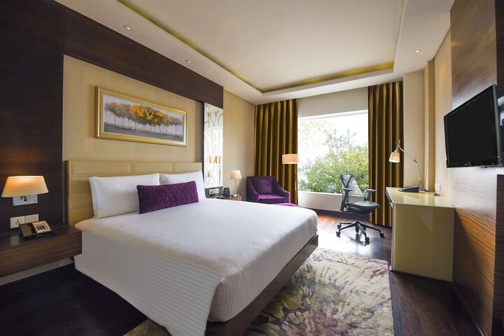 Room 32 of 88