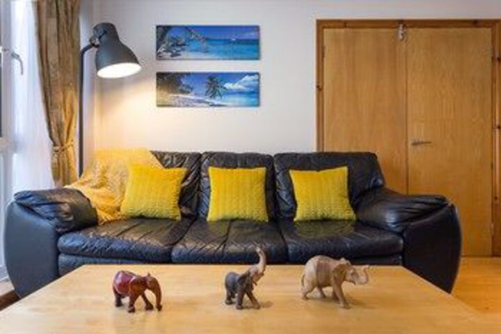 Room 25 of 29